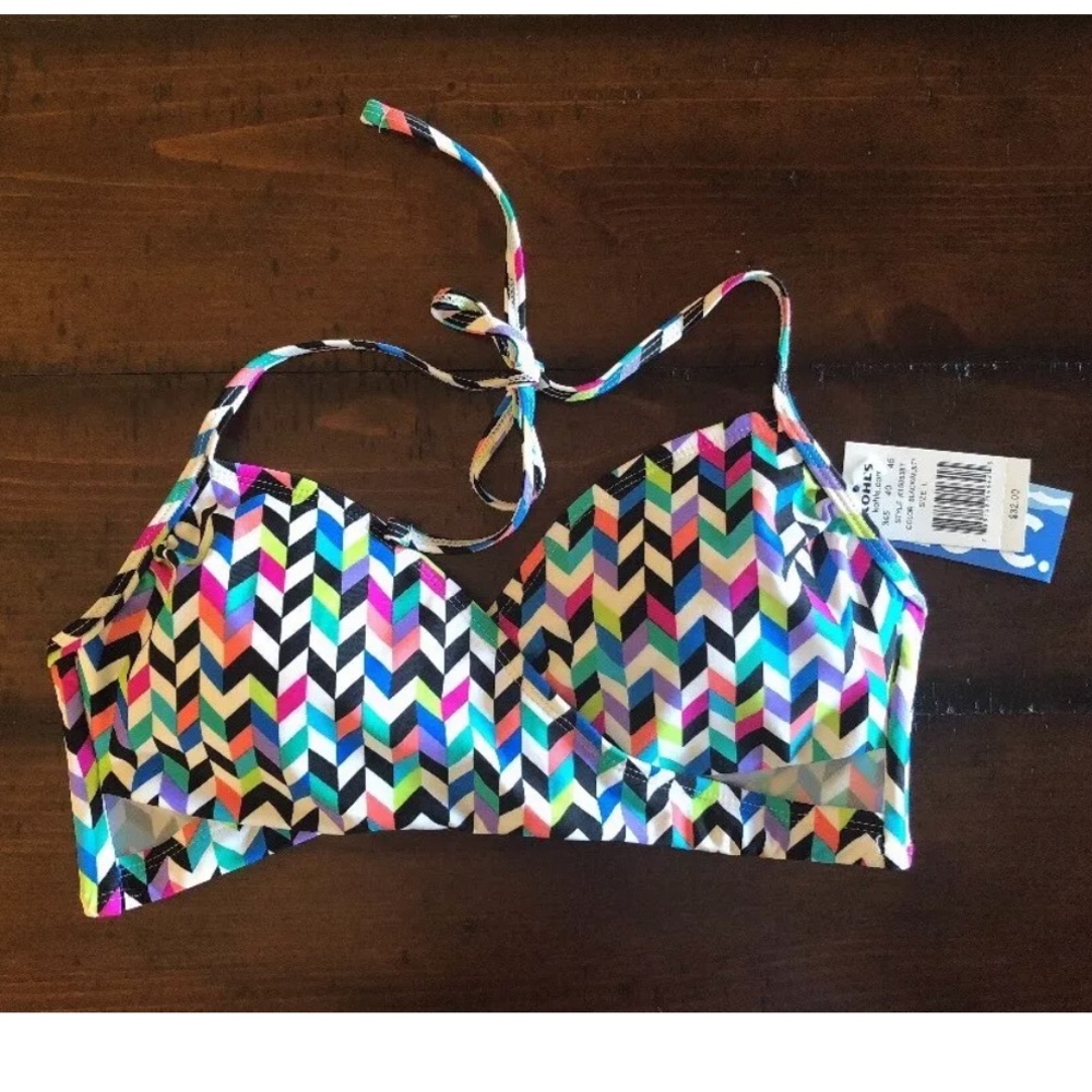 NWT BLU C Chevron Multi Wrap Top Size L Multicolor